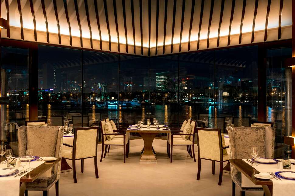 Ein Foto Sheraton Dubai Creek Hotel & Towers
