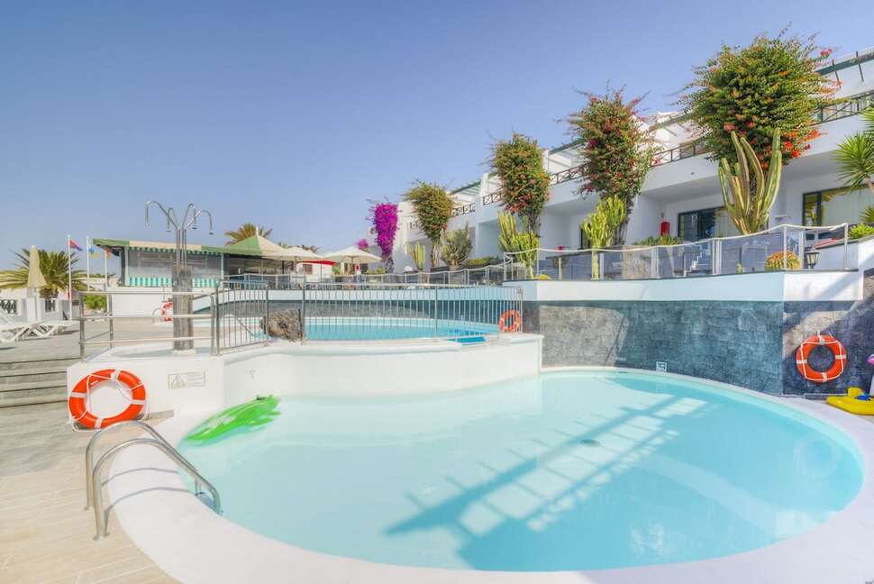 Een foto van het zwembad bij Appartementen La Morana