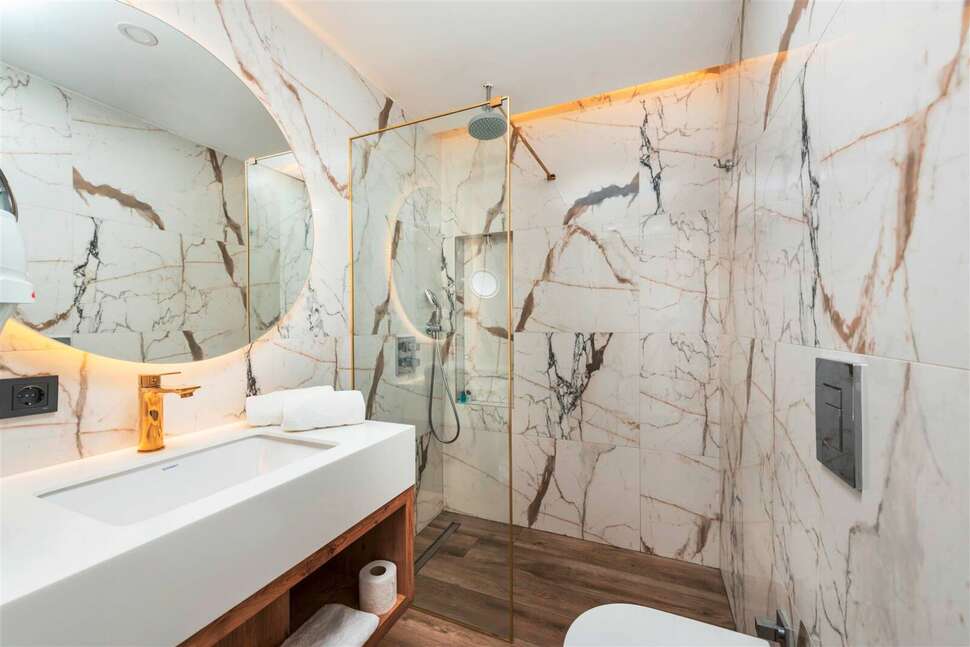 Ein Foto Elite Luxury Suite & Spa