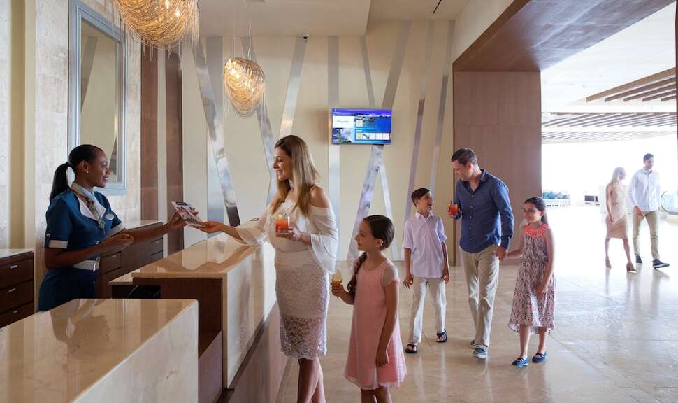 Een foto van het interieur van Royalton Negril