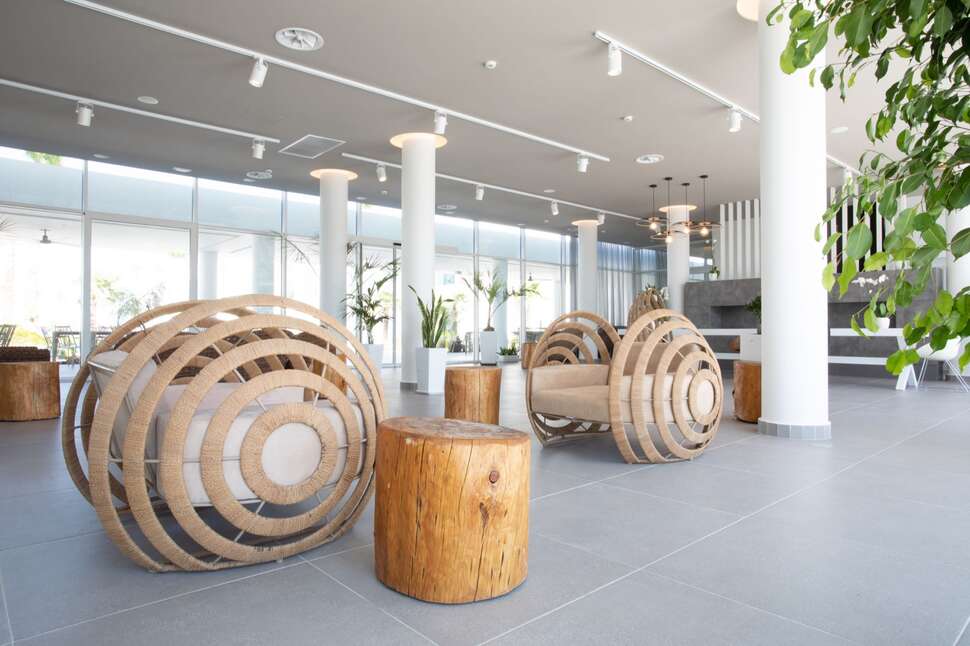 Een foto van de buitenkant van White Dreams Resort