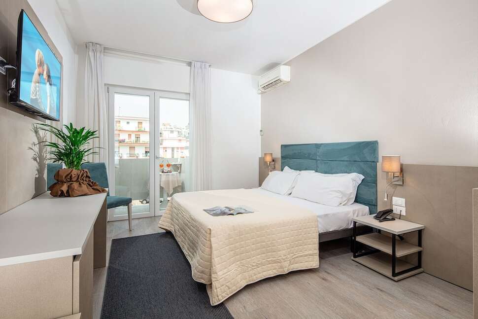 Ein Foto Hotel Pigalle