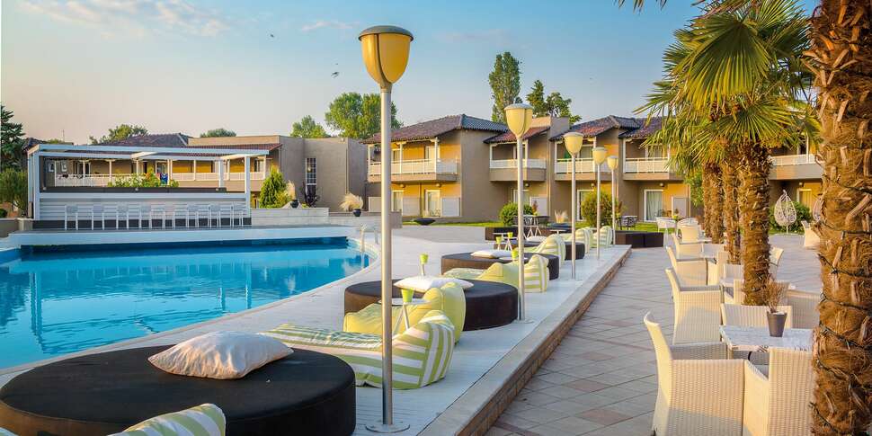 Een foto van het zwembad bij Dion Palace Beauty & Spa Resort
