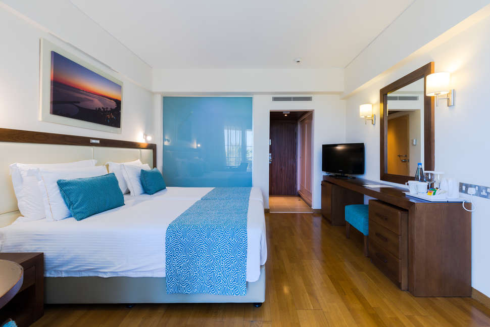 Ein Foto The Golden Bay Beach Hotel