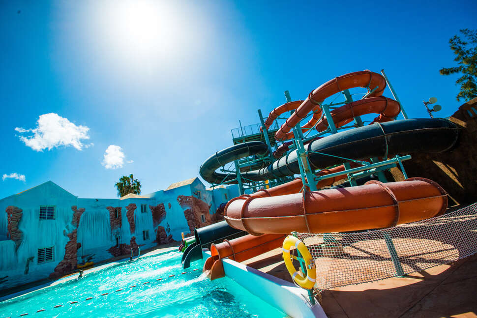 Ein Foto vom Pool im HL Aparthotel Paradise Island