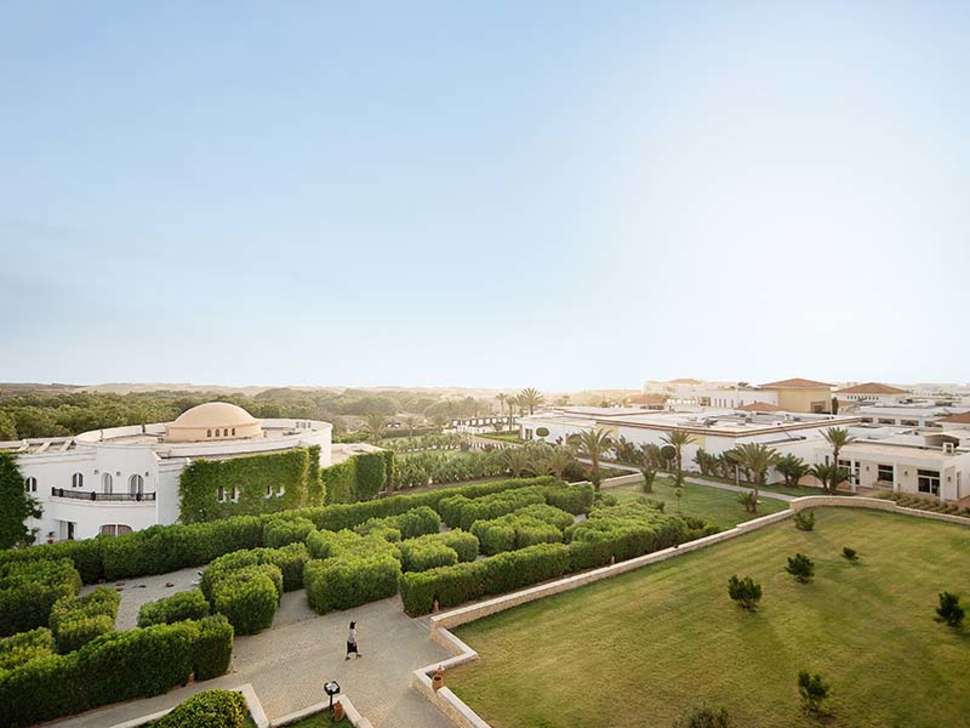 Een foto van het terras bij Robinson Club Agadir