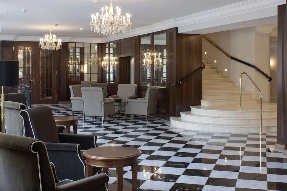 Een foto van het interieur van Austria Trend Parkhotel Schonbrunn