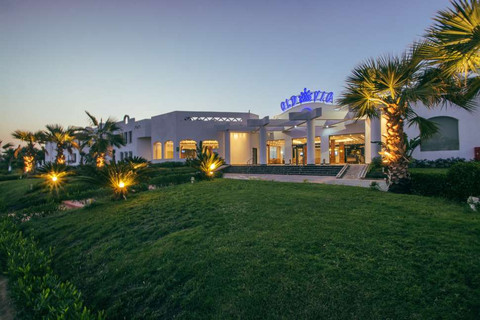 Een foto van de buitenkant van Old Vic Sharm Resort