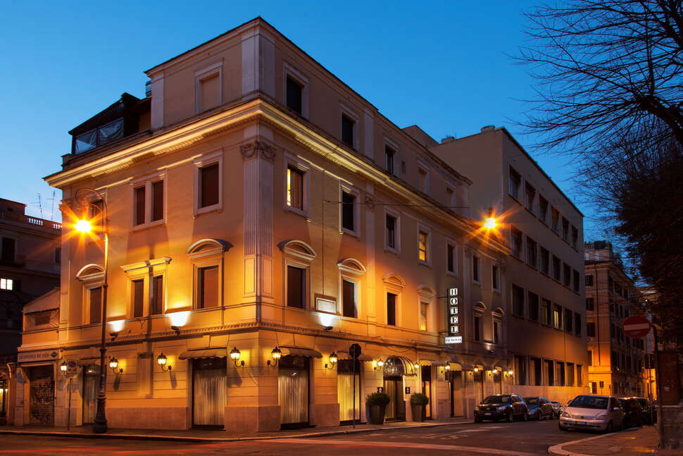 Een foto van de buitenkant van Hotel Piemonte