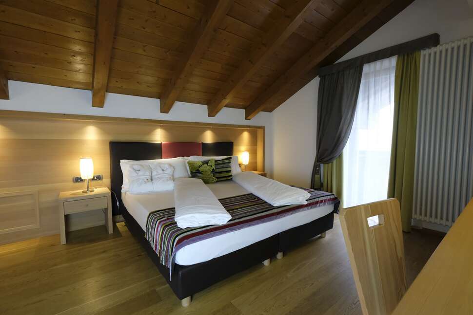 Ein Foto Hotel Shandranj