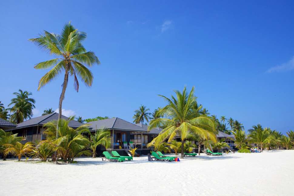 Een foto van het strand bij Kuredu Island Resort