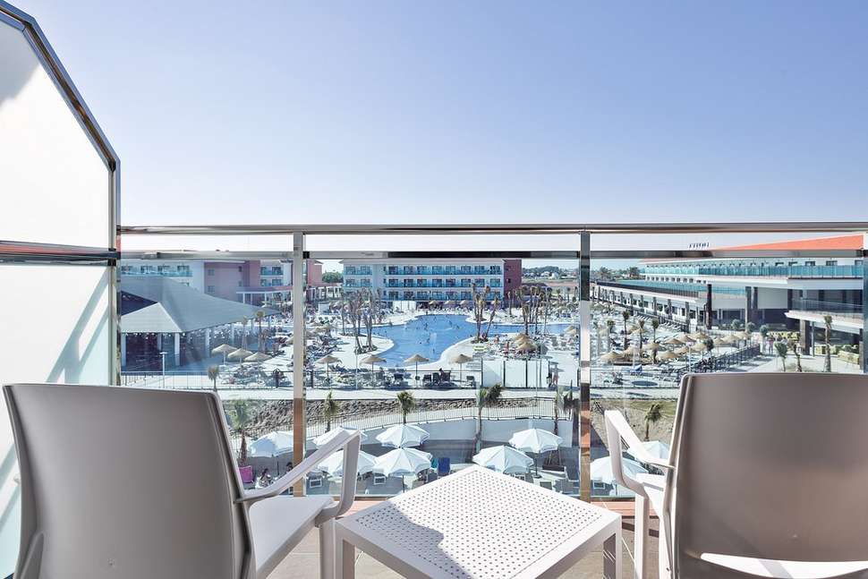 Ein Foto vom Pool im Best Costa Ballena