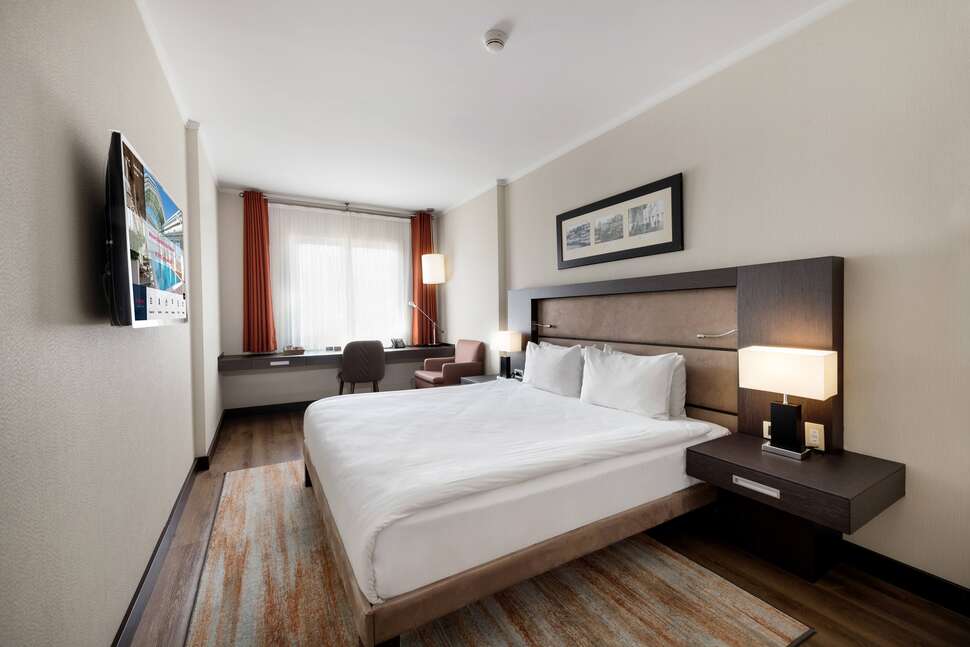 Ein Foto Ramada Plaza By Wyndham İstanbul City Center