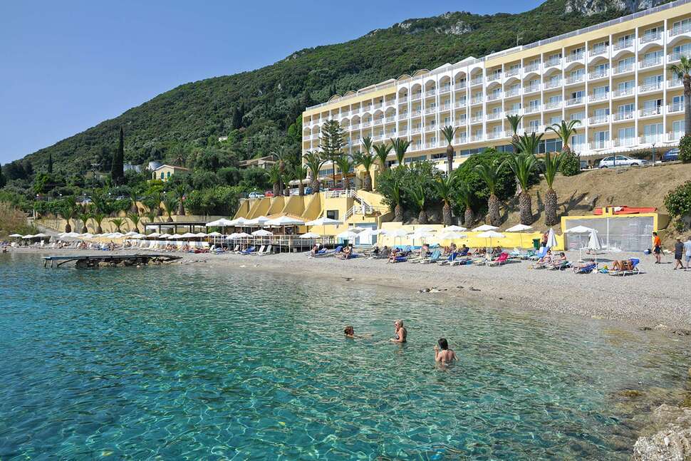 Een foto van de buitenkant van Hotel Valmar Corfu by Louis Hotels