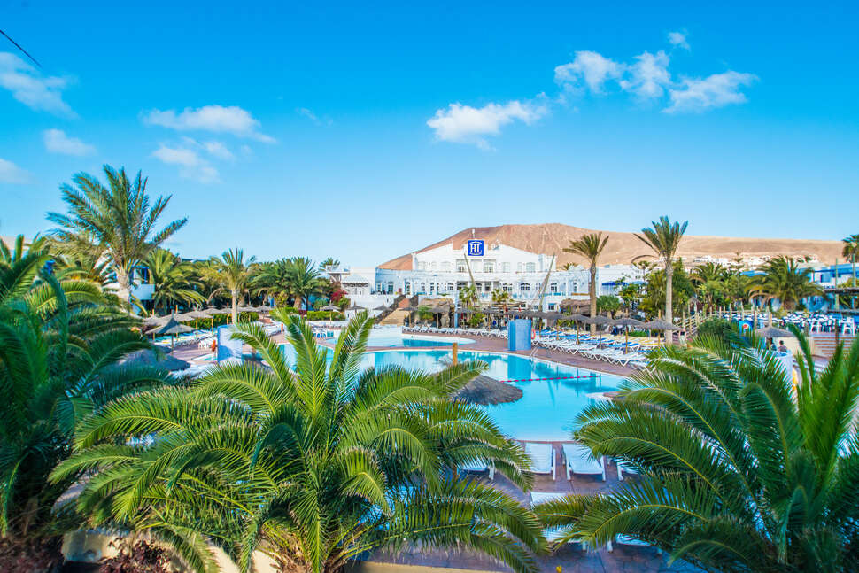 Ein Foto vom Pool im HL Aparthotel Paradise Island