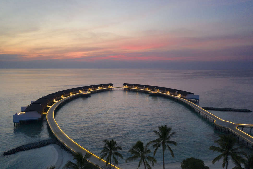 Ein Foto The Westin Maldives Miriandhoo Resort