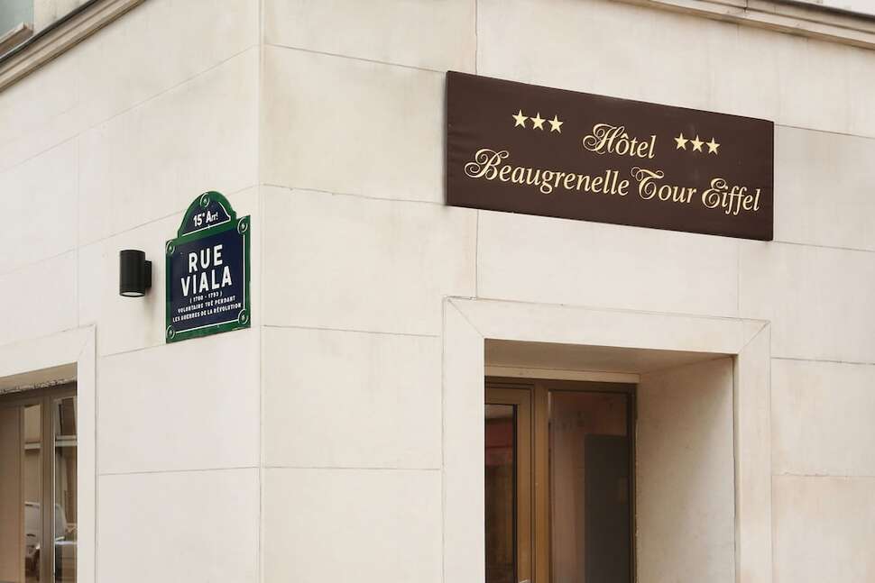 Ein Foto Hotel Beaugrenelle Tour Eiffel