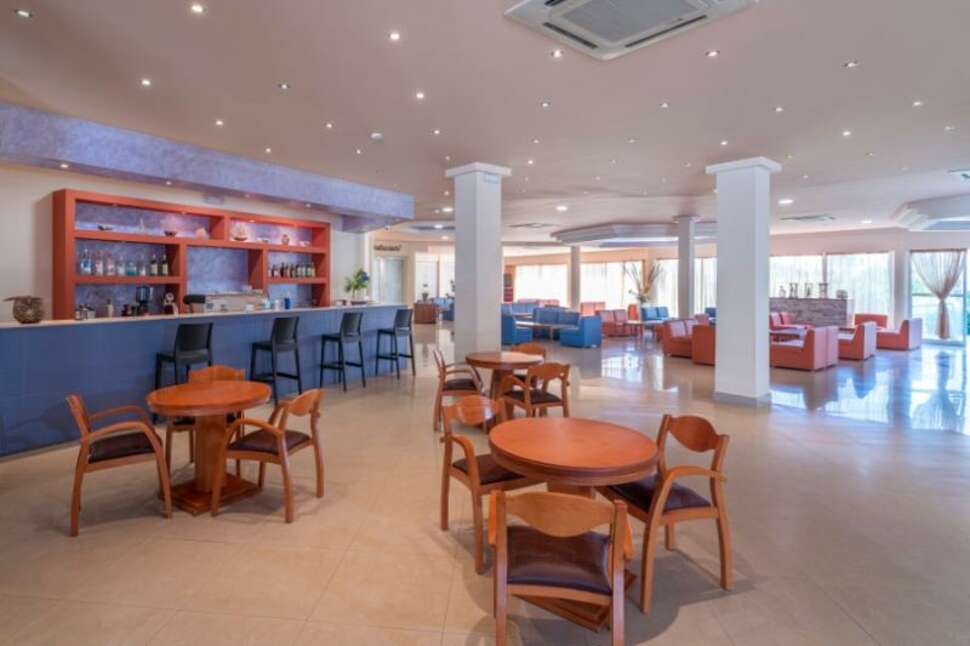 Een foto van de faciliteiten bij Myrina Beach Hotel