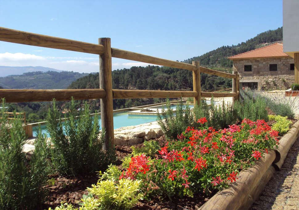 Ein Foto vom Pool im Douro Cister Hotel