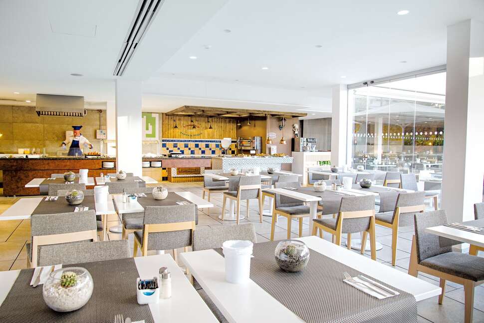 Een foto van de faciliteiten bij Hotel Akeah Broncemar