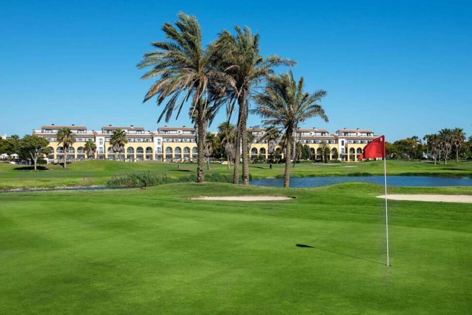 Een foto van Barcelo Costa Ballena Golf & Spa