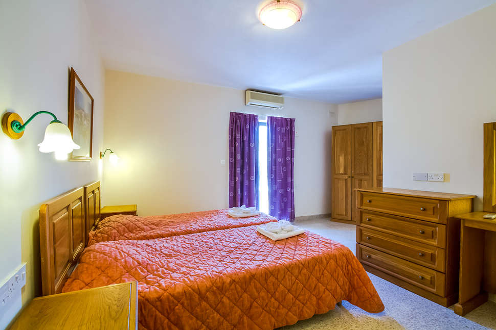 Een foto van St Blubay Appartementen