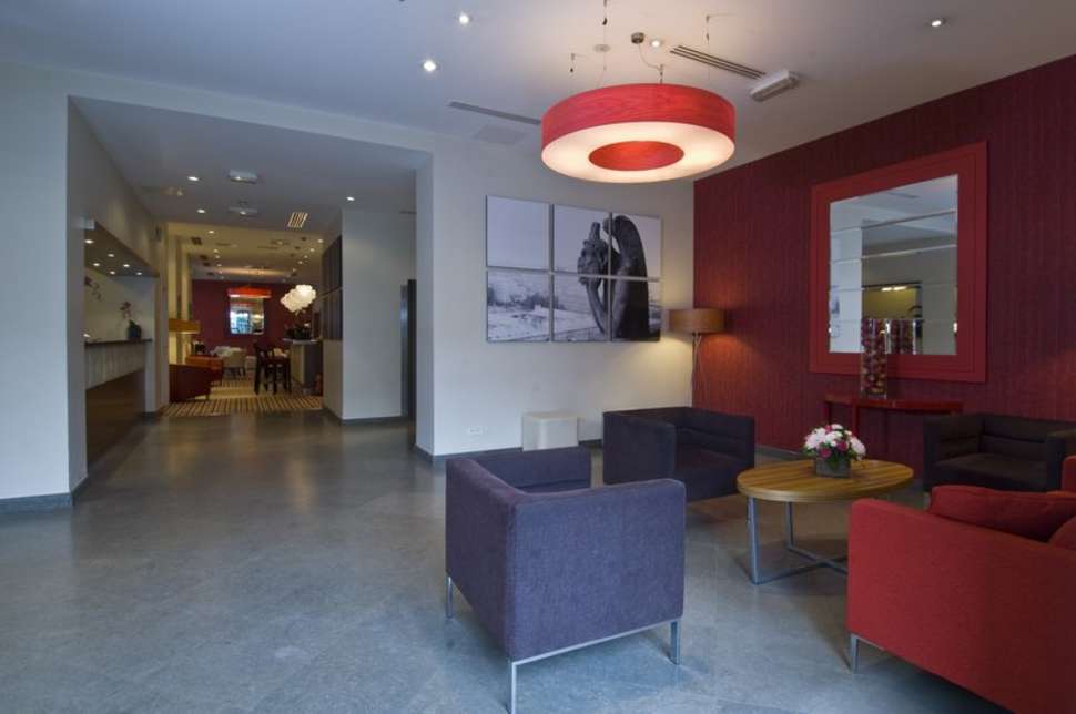 Een foto van het interieur van NH Paris Gare de l'Est