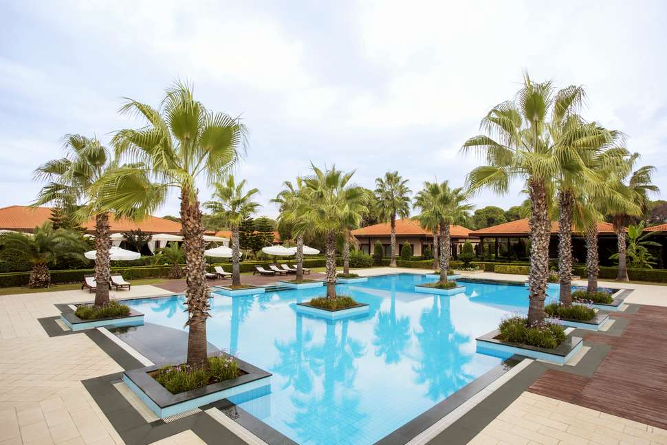 Een foto van het zwembad bij IC Hotels Residence