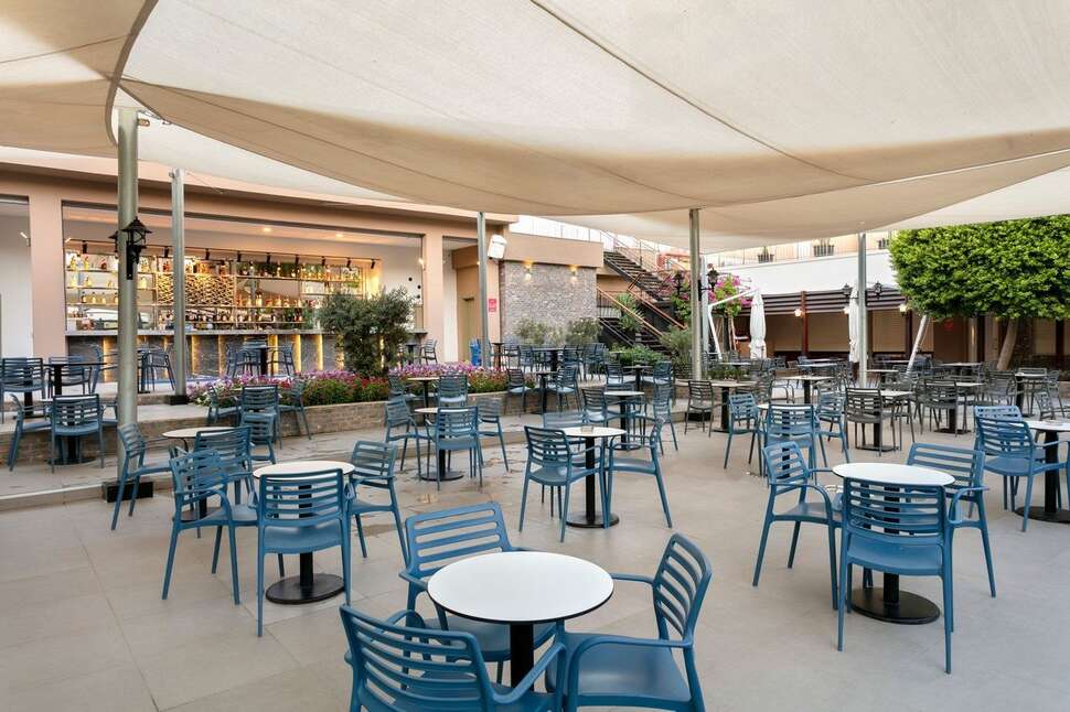 Een foto van de faciliteiten bij Ramada Resort by Wyndham Lara