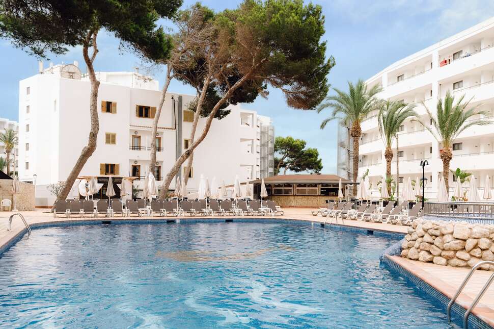 Een foto van Blue Sea Coral Beach