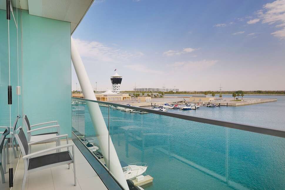 Een foto van W Abu Dhabi – Yas Island
