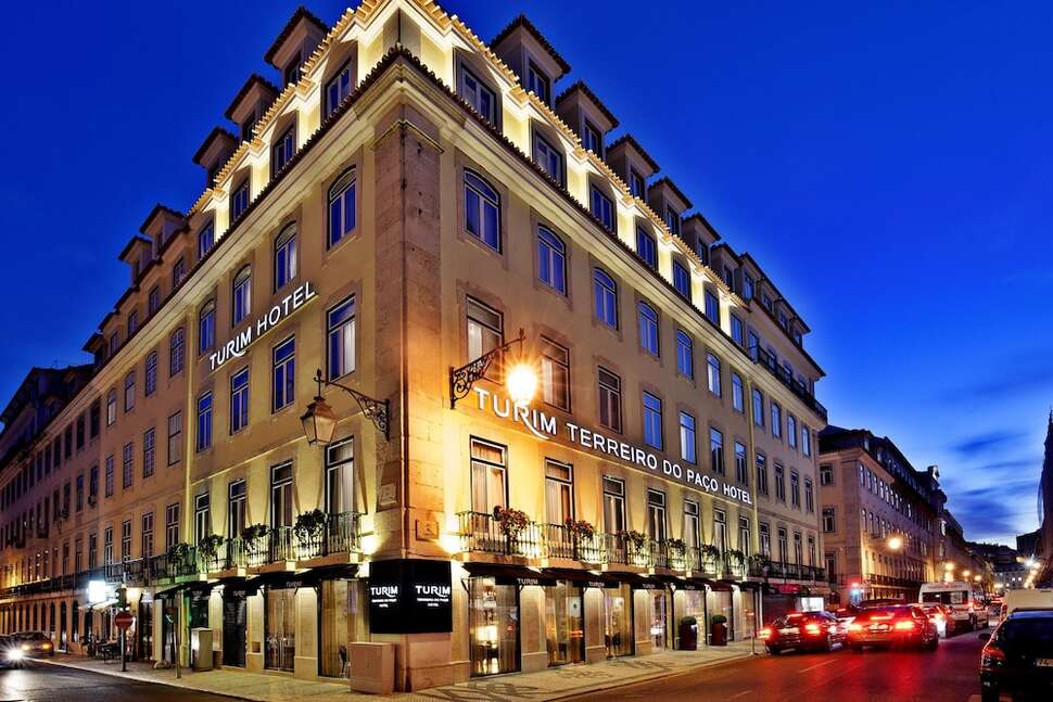 Ein Foto von der Außenansicht des Turim Terreiro do Paco Hotel