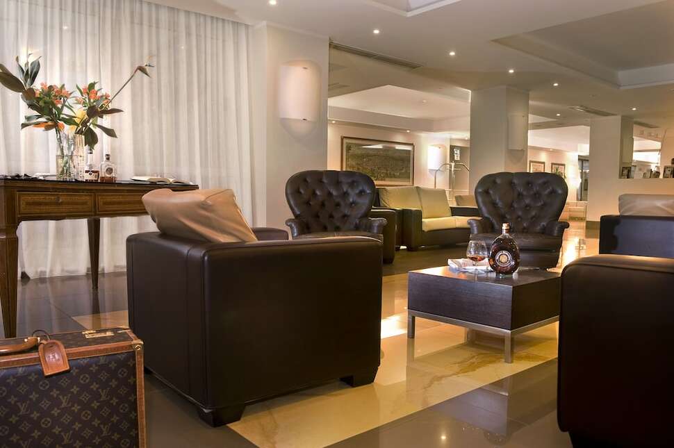 Een foto van het interieur van Cardinal Hotel St. Peter