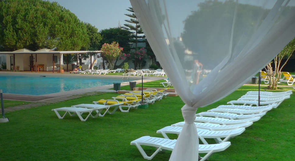 Een foto van het zwembad bij Albufeira Sol Hotel & Spa