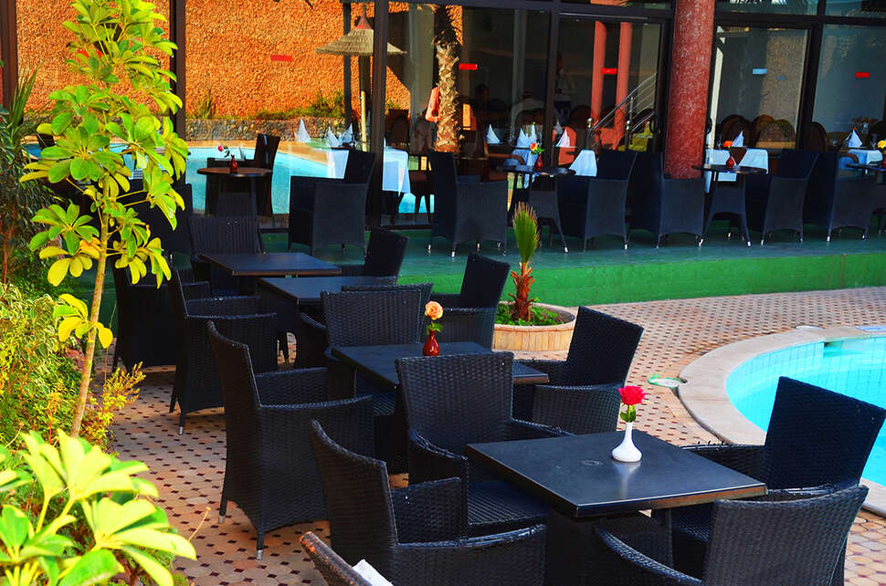 Een foto van het terras bij Omega Hotel Agadir