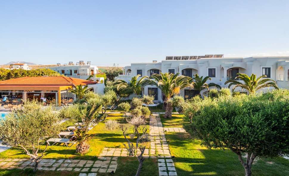 Ein Foto von der Außenansicht des Malena Hotel & Suites