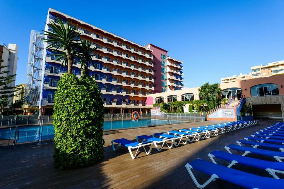 Een foto van het zwembad bij Hotel Monarque Fuengirola Park