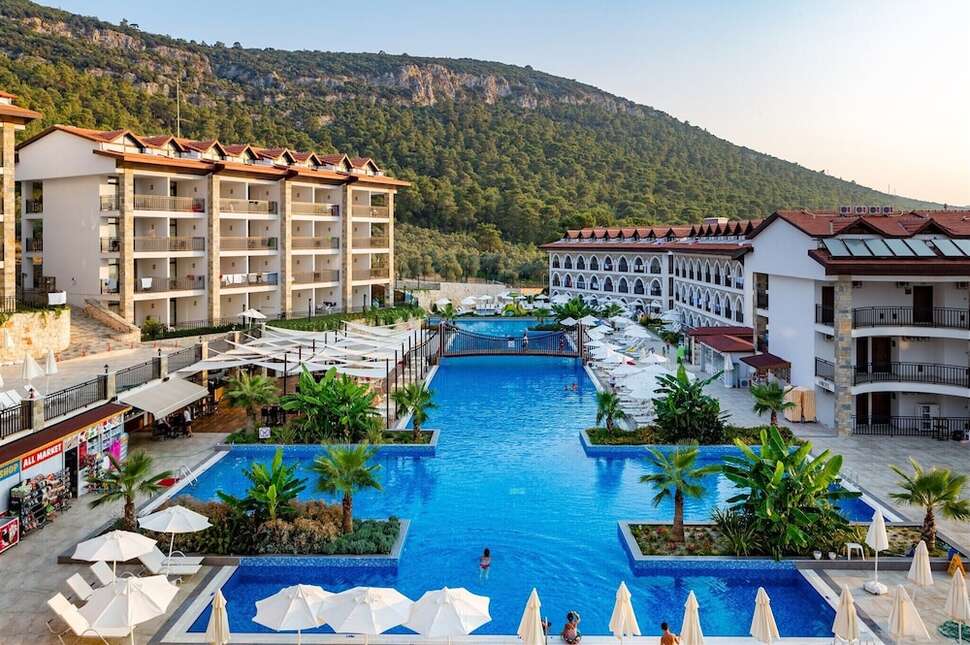 Accommodatie foto: Ramada Resort by Wyndham Akbuk