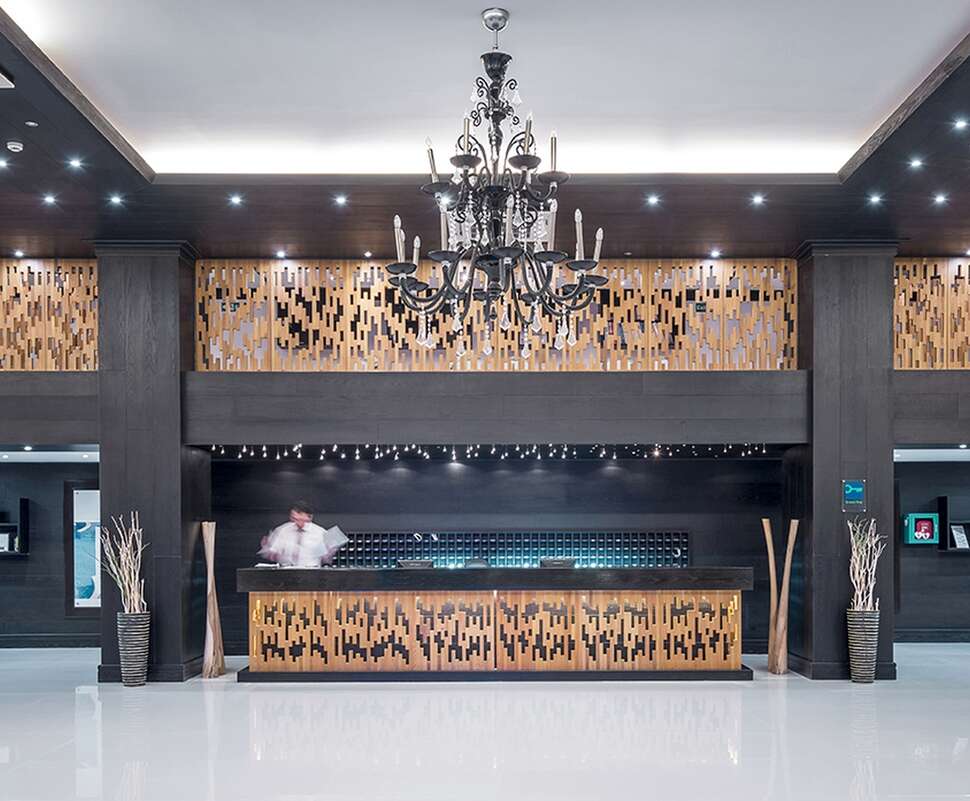 Ein Foto vom Innenbereich im Mitsis Faliraki Beach Hotel & Spa
