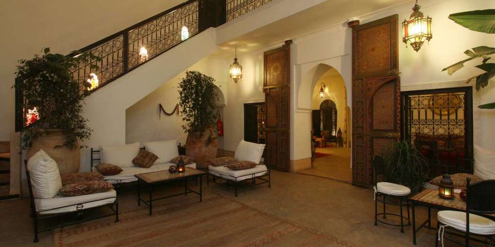 Een foto van het interieur van Riad Petit Karmela