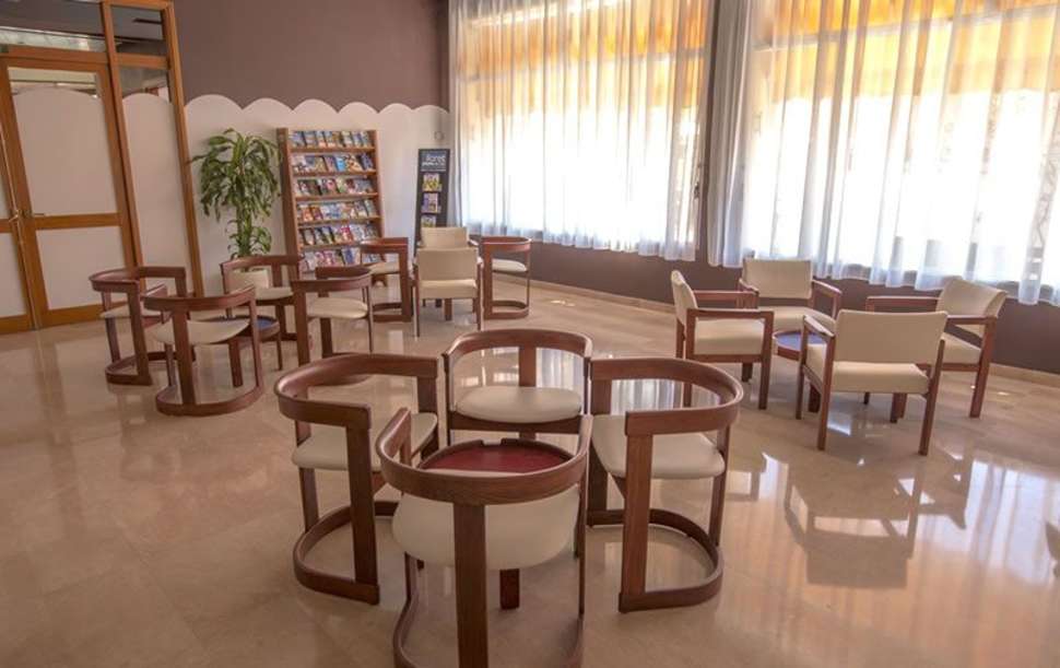 Een foto van het interieur van Hotel Lloret Santa Rosa