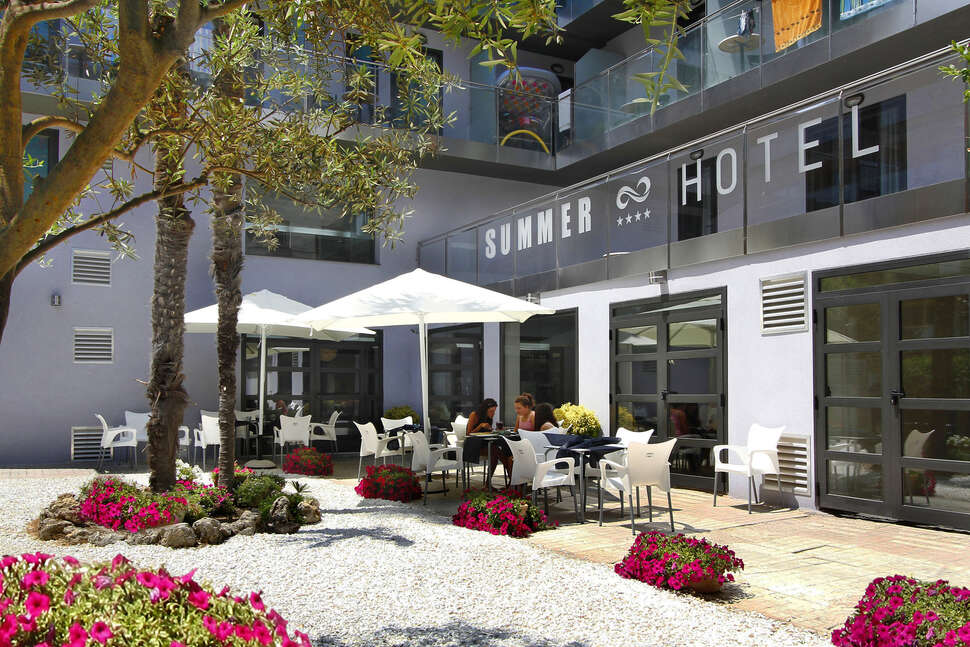 Ein Foto Summer Hotel