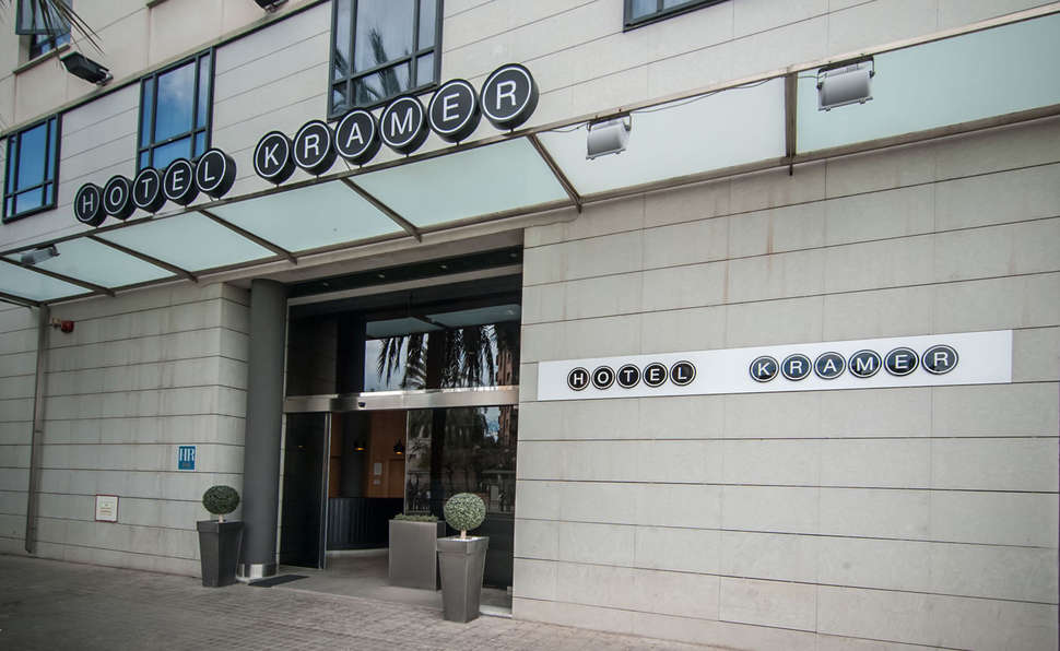 Een foto van de buitenkant van Hotel Kramer