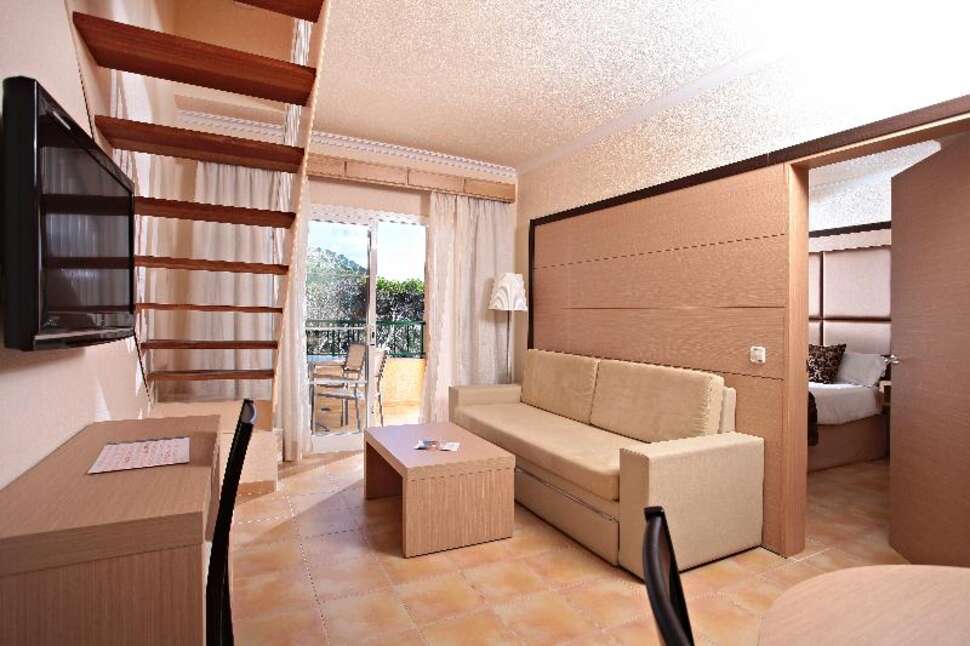 Een foto van Hotel Zafiro Cala Mesquida