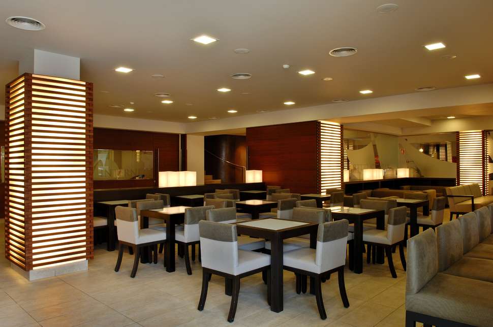 Een foto van het interieur van Hotel Cesar Augustus