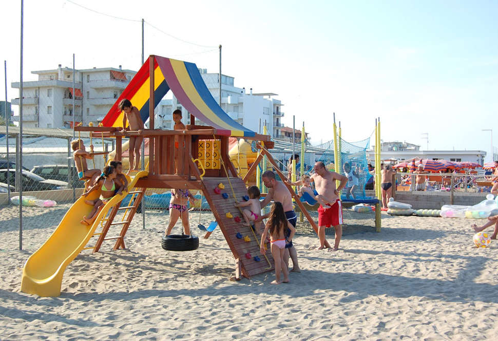 Ein Foto Club Bikini & Tropicana