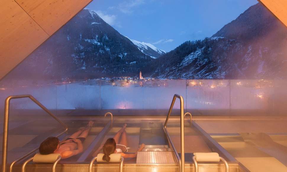 Een foto van het zwembad bij Aqua Dome Thermenhotel