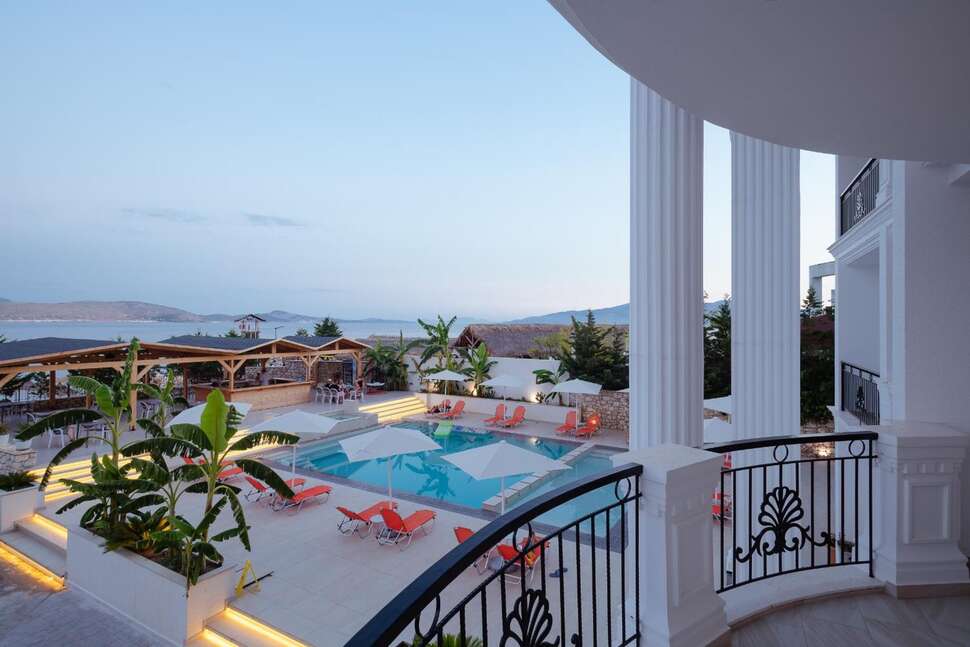 Ein Foto Vila Kalcuni Luxury Resort
