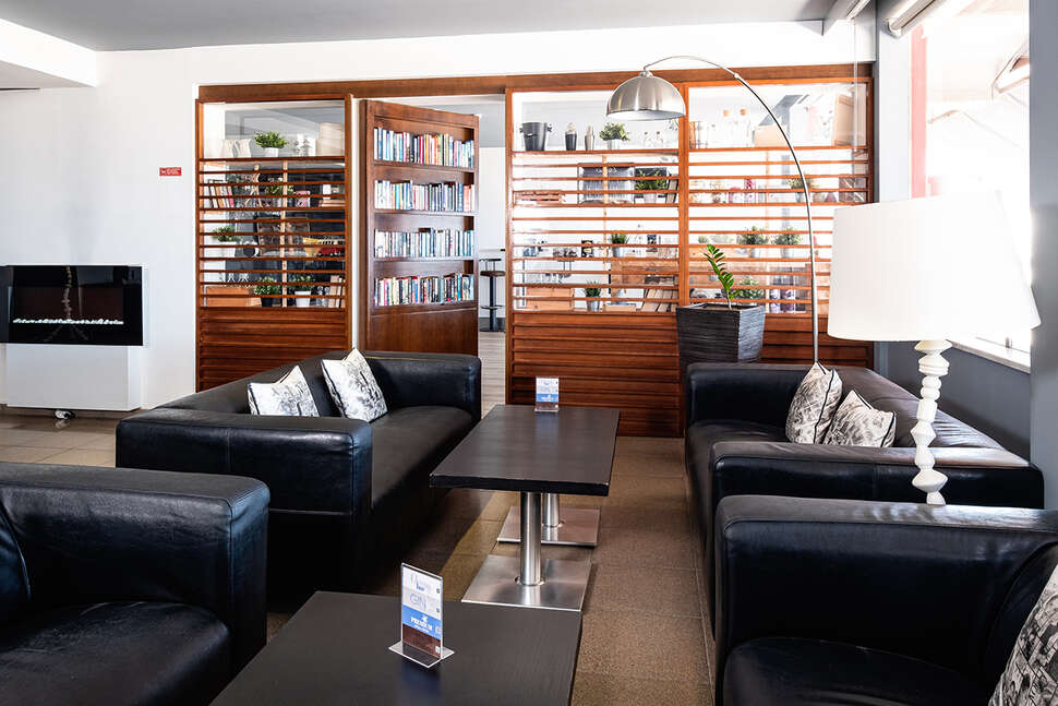 Een foto van het interieur van Rocamar Exclusive Hotel & Spa