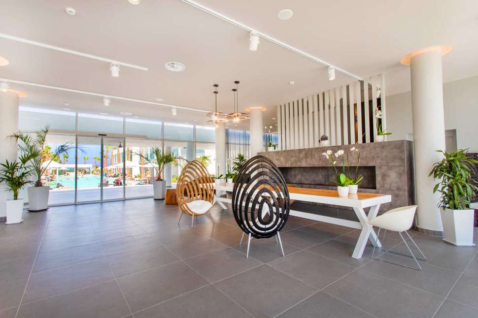 Een foto van het interieur van White Dreams Resort